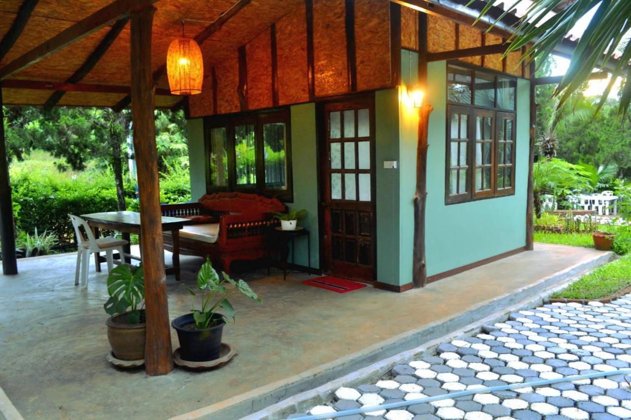 Baan Suan Taboon Homestay Chiang Rai Exterior photo